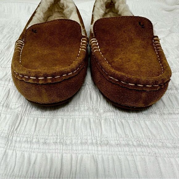 NWOT Koolaburra Moccasins- Size 7 - Picture 3 of 13